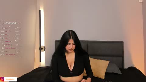 Emma Clark  online show from 07.06.26