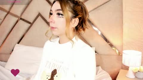 Snapshot of emma__copper chatting on 06.02.26 emaa online show from 06.02.26
