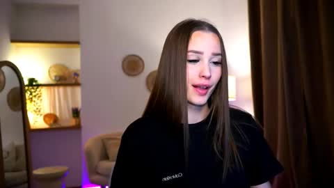 Snapshot of emma__cutiee chatting on 01.09.25 Your Emma online show from 01.09.25