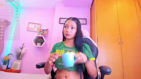 Emma Anturin online show from 10.20.25