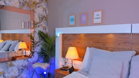 Snapshot of emma_bakker_ chatting on 01.13.26 Emma online show from 01.13.26