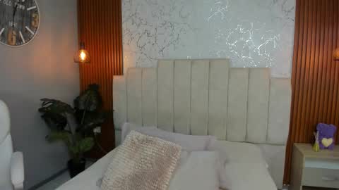 Emma  online show from 03.13.26