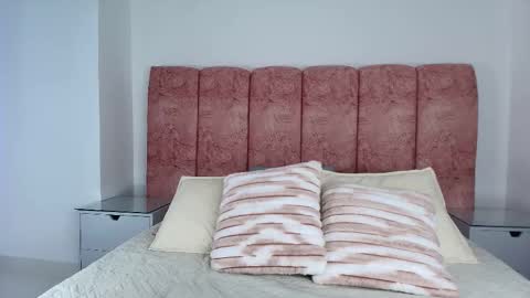 Emma online show from 11.25.25