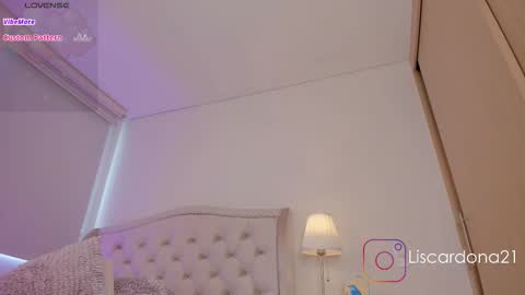 Snapshot of emma_dee chatting on 02.18.26 emma_dee online show from 02.18.26