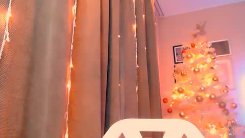 Eva online show from 12.19.24