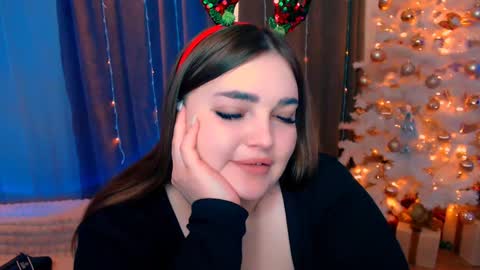 Eva online show from 12.25.24