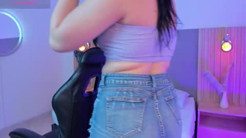 E M M A online show from 02.02.26