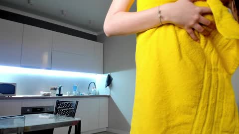 Emma online show from 12.22.24