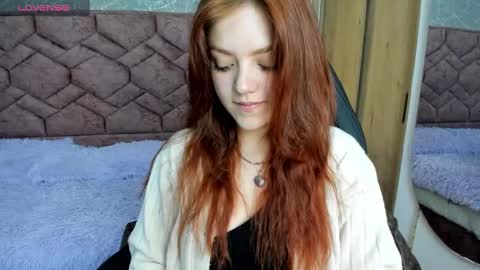 Snapshot of emma_ford1 chatting on 01.14.25 Emma online show from 01.14.25
