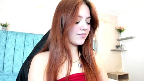 Snapshot of emma_ford1 chatting on 02.08.25 Emma online show from 02.08.25