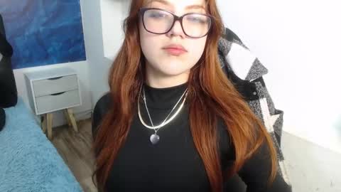 Snapshot of emma_ford1 chatting on 02.11.25 Emma online show from 02.11.25