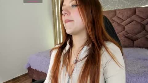 Snapshot of emma_ford1 chatting on 02.20.25 Emma online show from 02.20.25