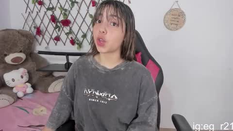 Snapshot of emma_grayys chatting on 10.12.25 emma_grayys online show from 10.12.25