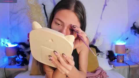 Snapshot of emma_jhoons chatting on 10.23.25 emma_jhoons online show from 10.23.25