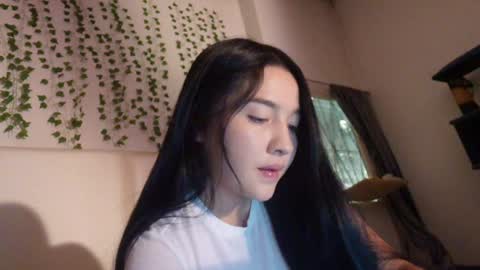 emma_johnson_ online show from 10.27.25