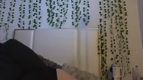 emma_johnson_ online show from 02.04.26