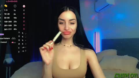 Snapshot of emma_jordan chatting on 02.21.25 Emma online show from 02.21.25