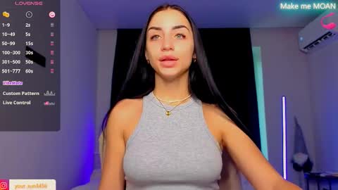 Snapshot of emma_jordan chatting on 09.20.25 Emma online show from 09.20.25