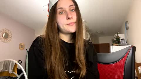emma_just online show from 01.03.25
