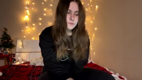 emma_just online show from 01.04.25