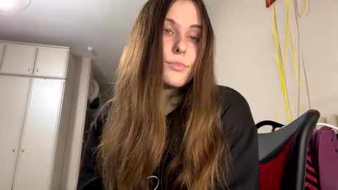emma_just online show from 01.06.25
