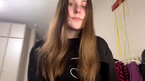 emma_just online show from 01.07.25