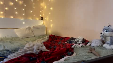 emma_just online show from 01.24.25