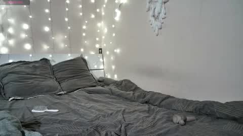 Snapshot of emma_just chatting on 09.25.25 emma_just online show from 09.25.25