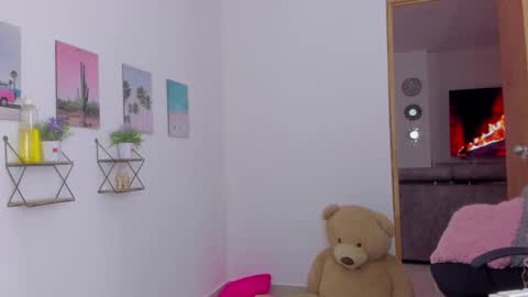 whises lits        online show from 11.25.25