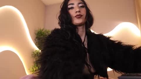 Emma online show from 10.16.25