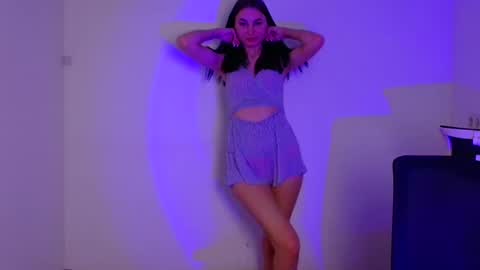 Emma online show from 12.22.24