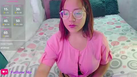 Snapshot of emma_luna1986 chatting on 01.10.25 Emma online show from 01.10.25