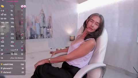 Emma  online show from 12.05.24