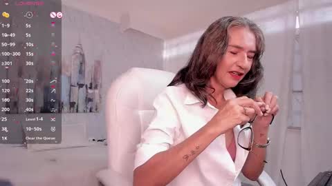 Emma  online show from 12.06.24