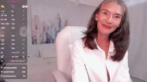 Emma  online show from 12.06.24