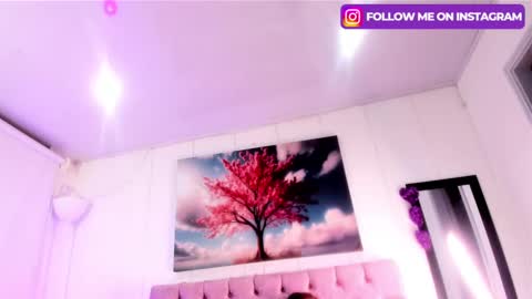 Snapshot of emma_monserratt chatting on 02.20.25 Emma Monserratt online show from 02.20.25