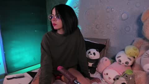     online show from 02.18.25