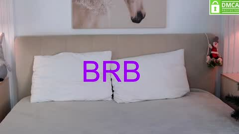 Snapshot of emma_plux chatting on 12.30.24 Emma online show from 12.30.24