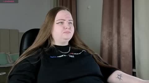 Snapshot of emma_razoom chatting on 01.13.26 Emma Razumovskaya online show from 01.13.26