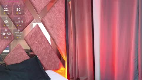 EMMA REVEES  online show from 04.04.26