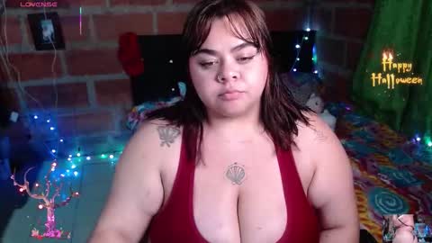 Snapshot of emma_ruiiz_ chatting on 10.21.25 emma online show from 10.21.25