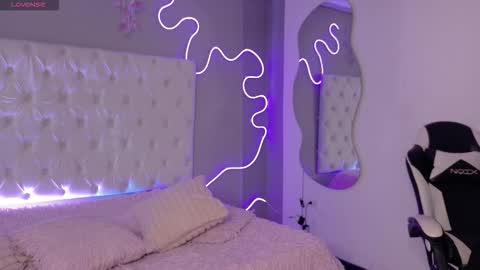 emma_visconti online show from 01.19.26