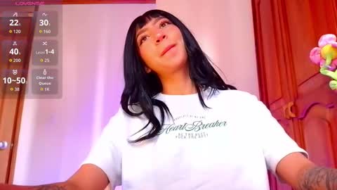 Snapshot of emma_web_ chatting on 10.17.25 Emma web online show from 10.17.25