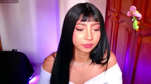 Snapshot of emma_web_ chatting on 10.30.25 Emma web online show from 10.30.25