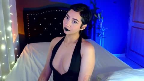 Emma web online show from 05.20.26