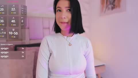 emma_woods__ online show from 10.02.25