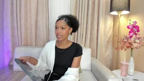Emma Clarck online show from 05.26.26