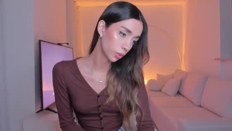 Emma voger online show from 10.21.25