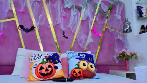 emma cortez online show from 10.18.25