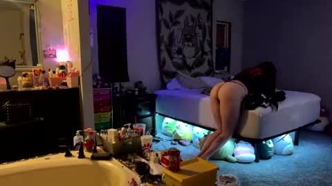 emmaeatsass online show from 10.19.25